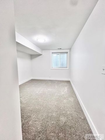 3785 E Wanda Street, Ammon, ID 83406