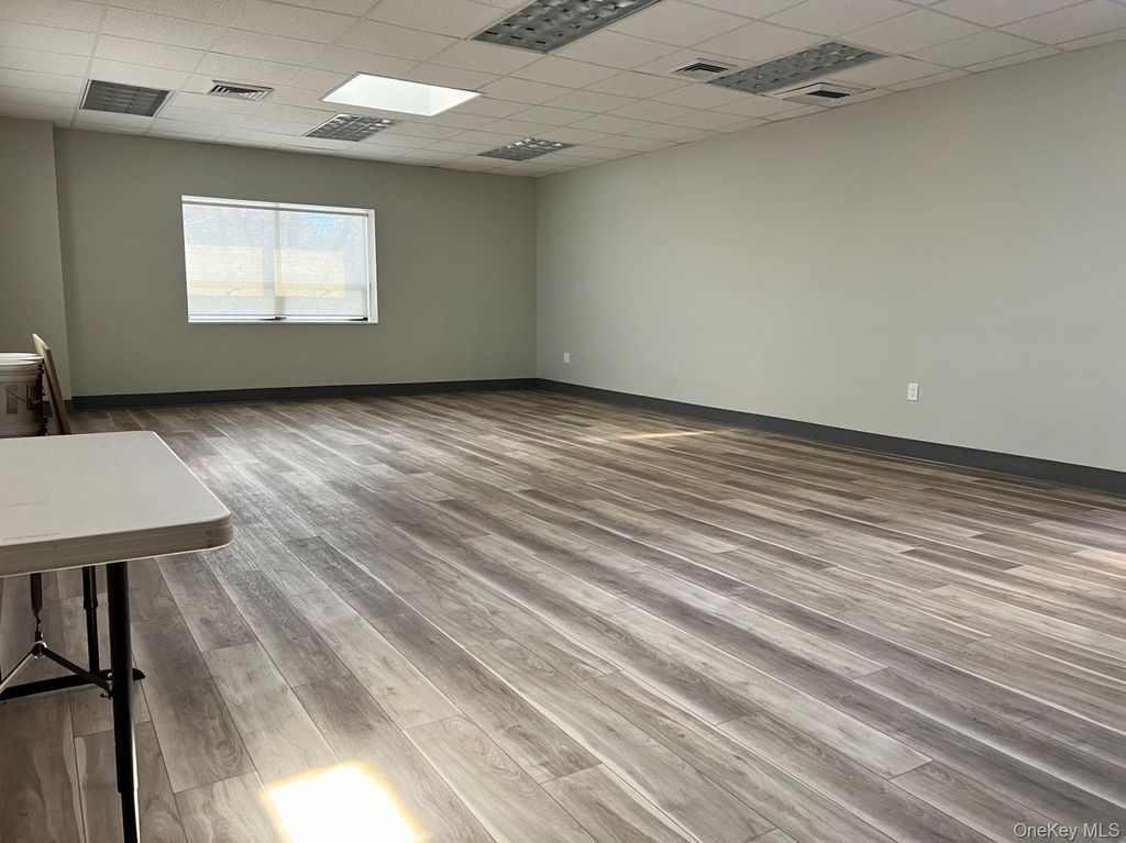 13343 35th Avenue 2nd fl, Flushing, NY 11354