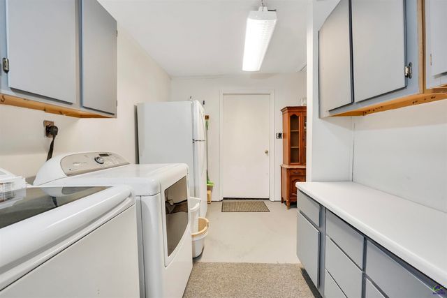 145 Old Highway 85, Senoia, GA 30276