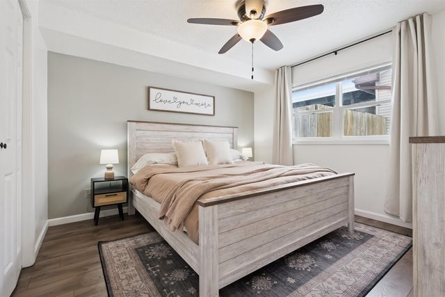 1142 Columbus Drive, Waterloo, IA 50702