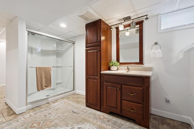 1142 Columbus Drive, Waterloo, IA 50702