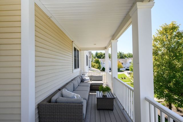 160 Uss Stayner, Hingham, MA 02043