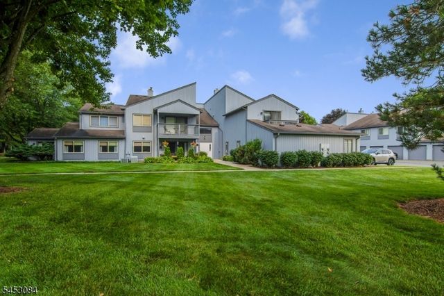 252 Drake Ln, Roxbury Twp., NJ 07852