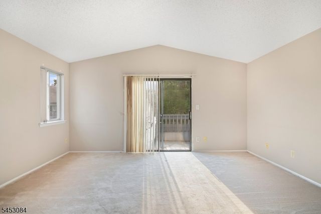 252 Drake Ln, Roxbury Twp., NJ 07852