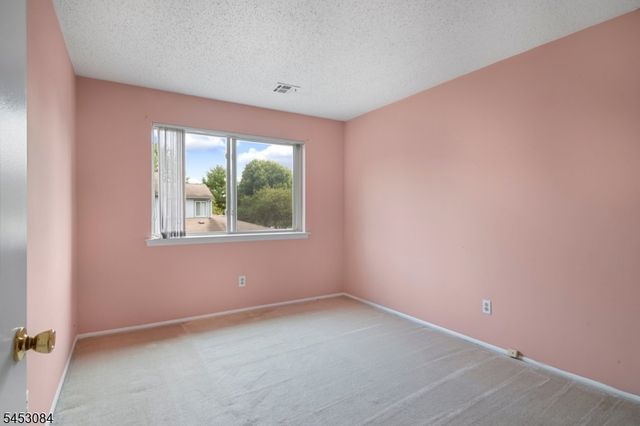 252 Drake Ln, Roxbury Twp., NJ 07852