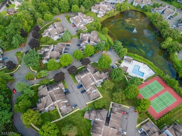 252 Drake Ln, Roxbury Twp., NJ 07852