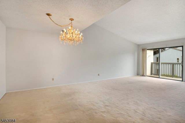 252 Drake Ln, Roxbury Twp., NJ 07852