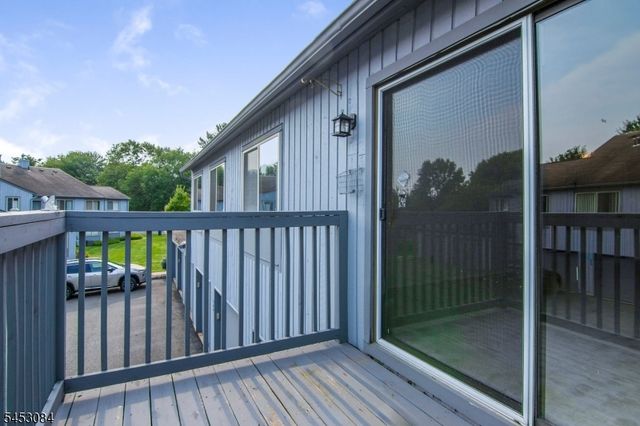 252 Drake Ln, Roxbury Twp., NJ 07852