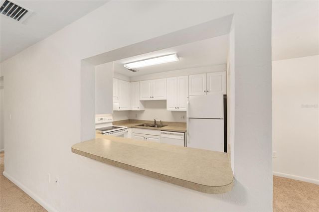 501 SW 75TH STREET H6, Gainesville, FL 32607