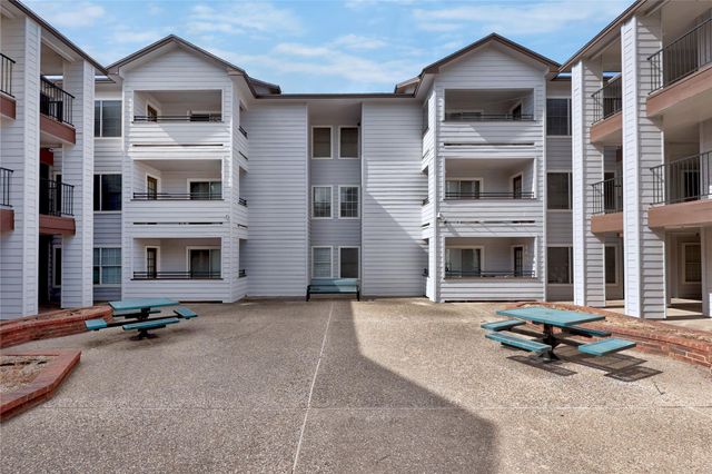 501 W 26th ST 108, Austin, TX 78705
