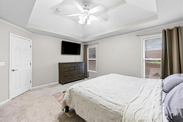 1030 Black Oak Drive, Liberty, MO 64068