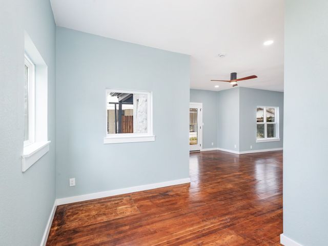 1610 1st Street, Brownwood, TX 76801