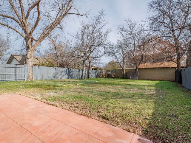 1610 1st Street, Brownwood, TX 76801