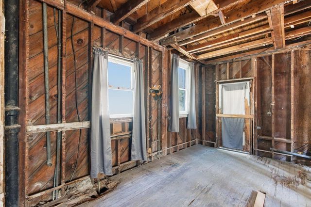 1130 King Street, Charleston, SC 29403