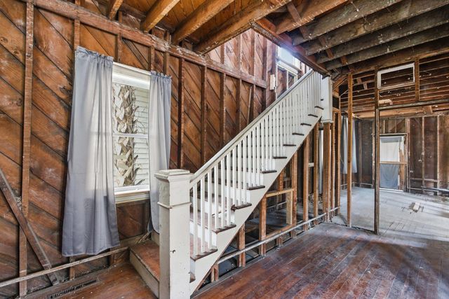 1130 King Street, Charleston, SC 29403