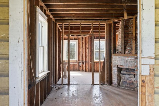 1130 King Street, Charleston, SC 29403