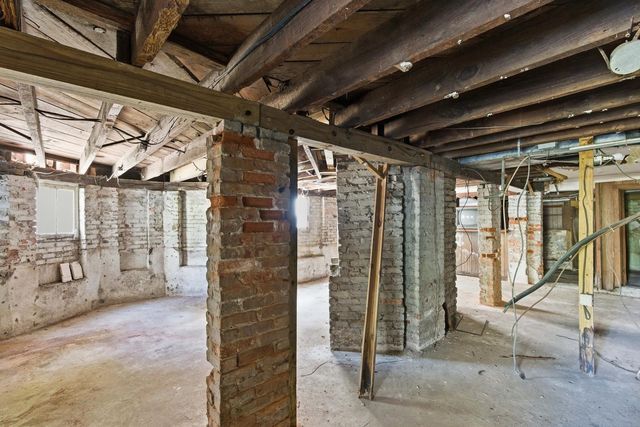 1130 King Street, Charleston, SC 29403