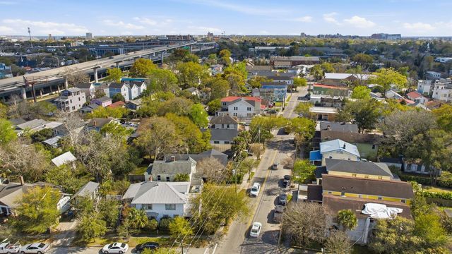1130 King Street, Charleston, SC 29403
