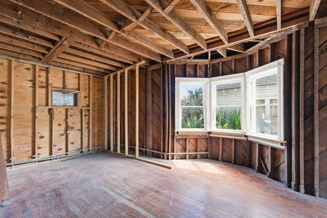 1130 King Street, Charleston, SC 29403