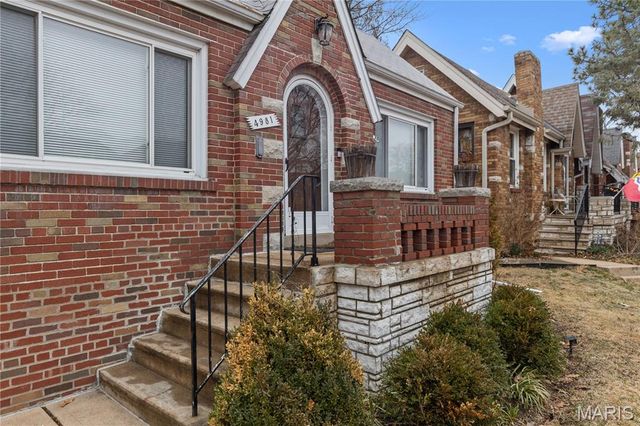 4981 Pernod Avenue, St Louis, MO 63139