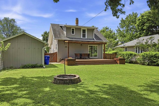 1126 W HARRIS STREET, Appleton, WI 54914