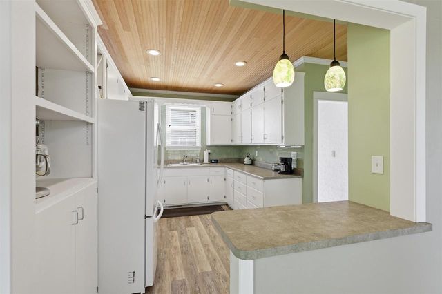 1126 W HARRIS STREET, Appleton, WI 54914