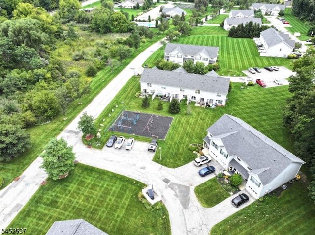3 Druid Ln, Hardyston Twp., NJ 07419