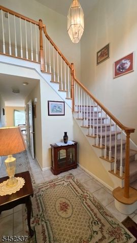 3 Druid Ln, Hardyston Twp., NJ 07419