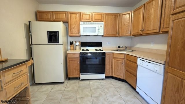 3 Druid Ln, Hardyston Twp., NJ 07419