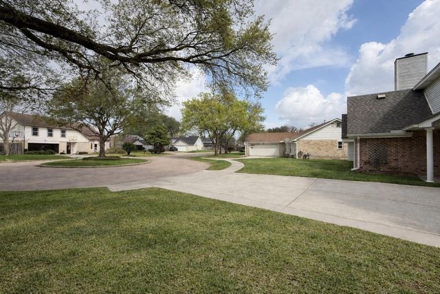 8206 Windell Lane, Houston, TX 77040