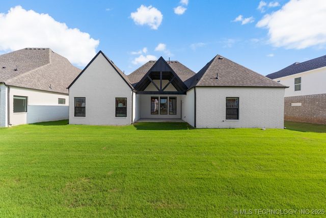 5912 E 127th Street S, Tulsa, OK 74008