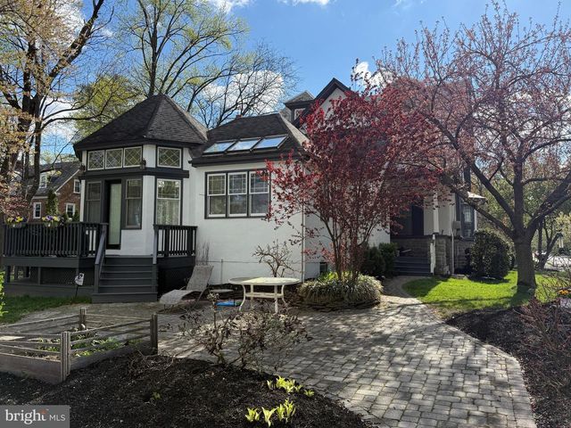 61 N BAYARD AVE, Woodbury, NJ 08096