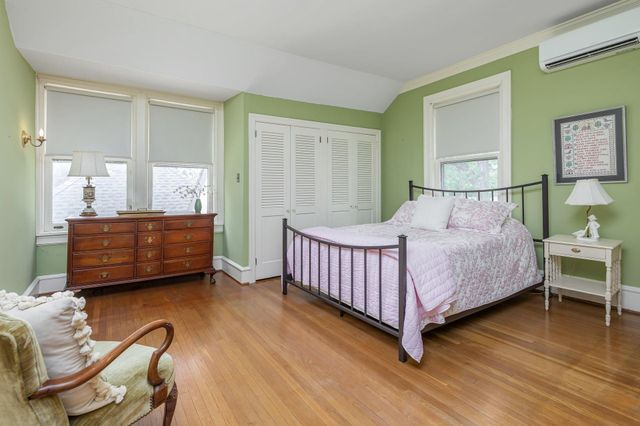 61 N BAYARD AVE, Woodbury, NJ 08096