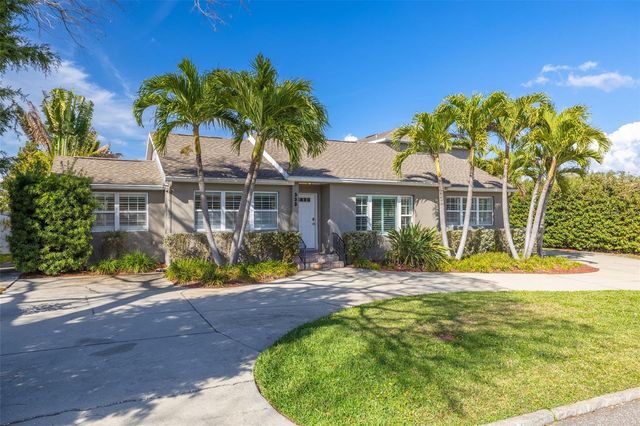 333 30TH AVENUE N, St Petersburg, FL 33704