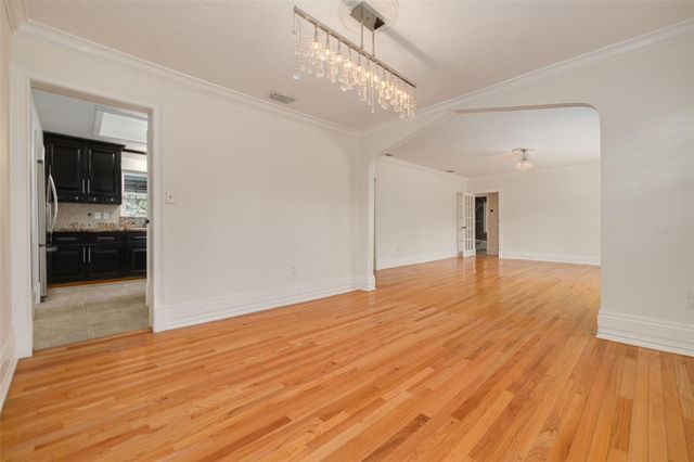 333 30TH AVENUE N, St Petersburg, FL 33704