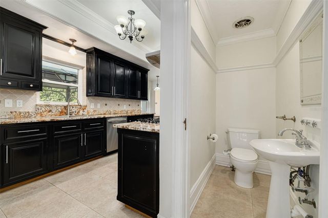 333 30TH AVENUE N, St Petersburg, FL 33704