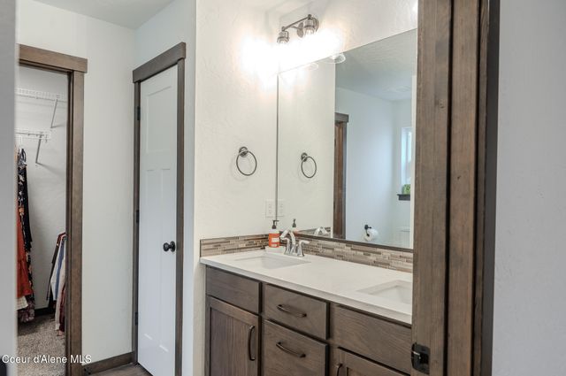 296 W TENNESSEE AVE, Post Falls, ID 83854