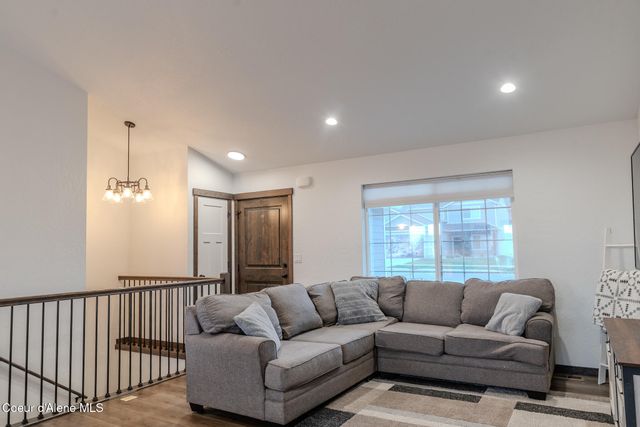 296 W TENNESSEE AVE, Post Falls, ID 83854