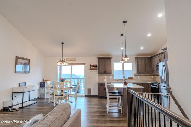 296 W TENNESSEE AVE, Post Falls, ID 83854