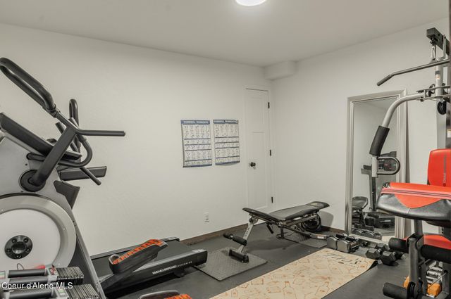 296 W TENNESSEE AVE, Post Falls, ID 83854