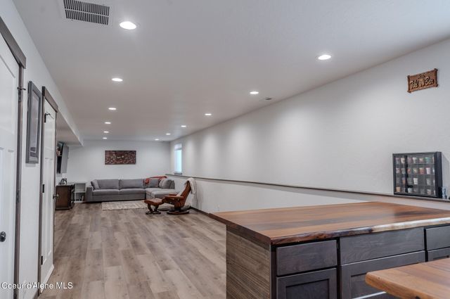 296 W TENNESSEE AVE, Post Falls, ID 83854