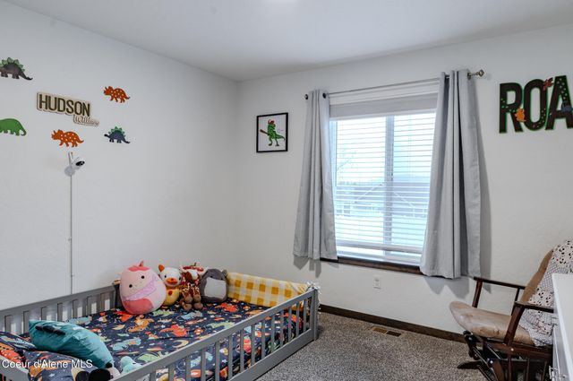 296 W TENNESSEE AVE, Post Falls, ID 83854