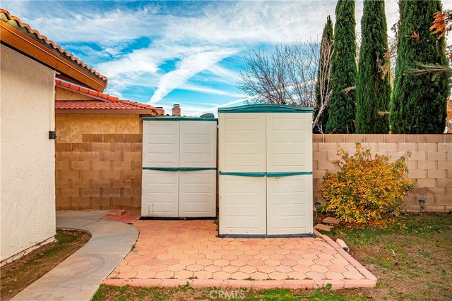 43629 Rembrandt Street, Lancaster, CA 93535