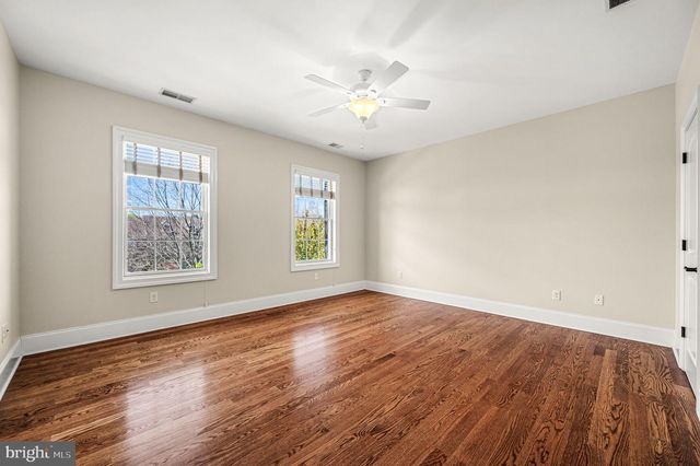 26 COLONIAL DR, West Chester, PA 19382