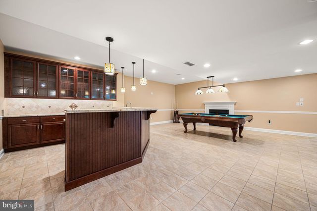 26 COLONIAL DR, West Chester, PA 19382