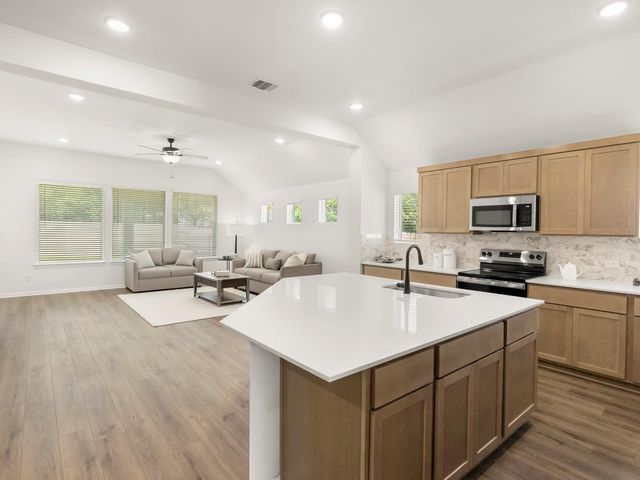 402 Judson ST, Bertram, TX 78605