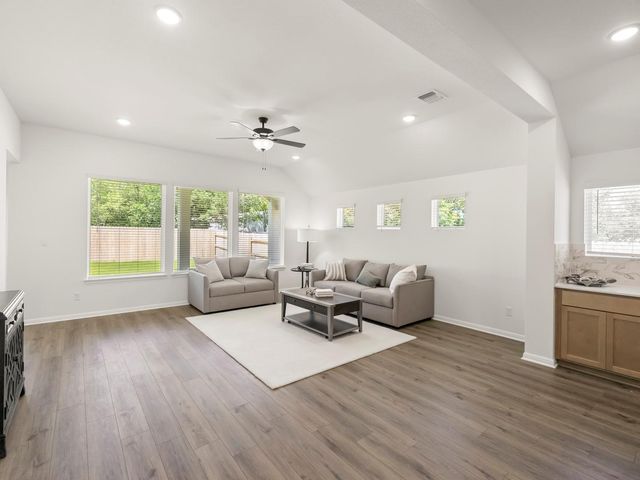 402 Judson ST, Bertram, TX 78605