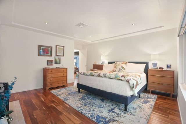 1025 Nithsdale Road, Pasadena, CA 91105