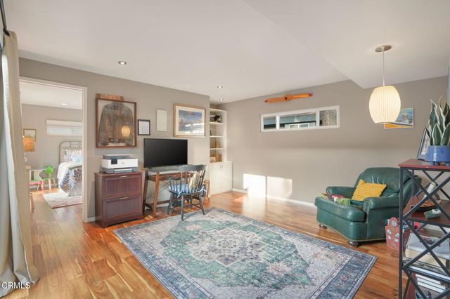 1025 Nithsdale Road, Pasadena, CA 91105