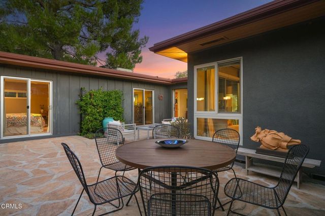 1025 Nithsdale Road, Pasadena, CA 91105